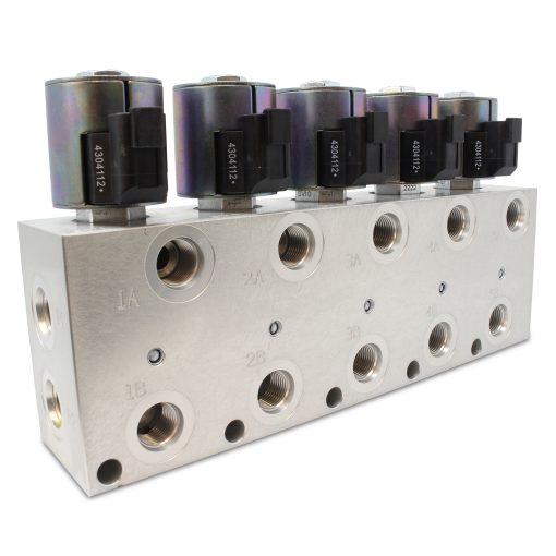 Vista lateral de la válvula multiplicadora hidráulica de 5 circuitos