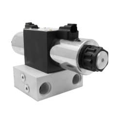 Carrete de válvula de 25 GPM en un bloque distribuidor de tercera función